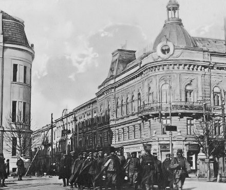 Válka, zde ještě v Jaroslavi Válka, zde ještě v Jaroslavi