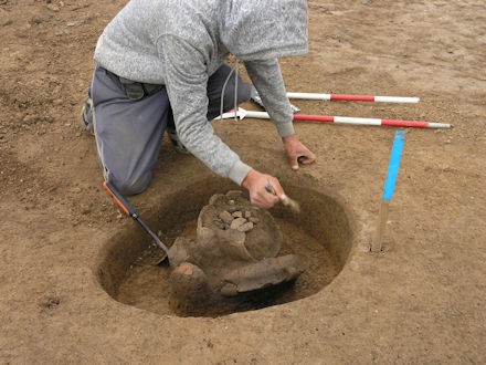 Archeologie je i o trpělivosti Archeologie je i o trpělivosti